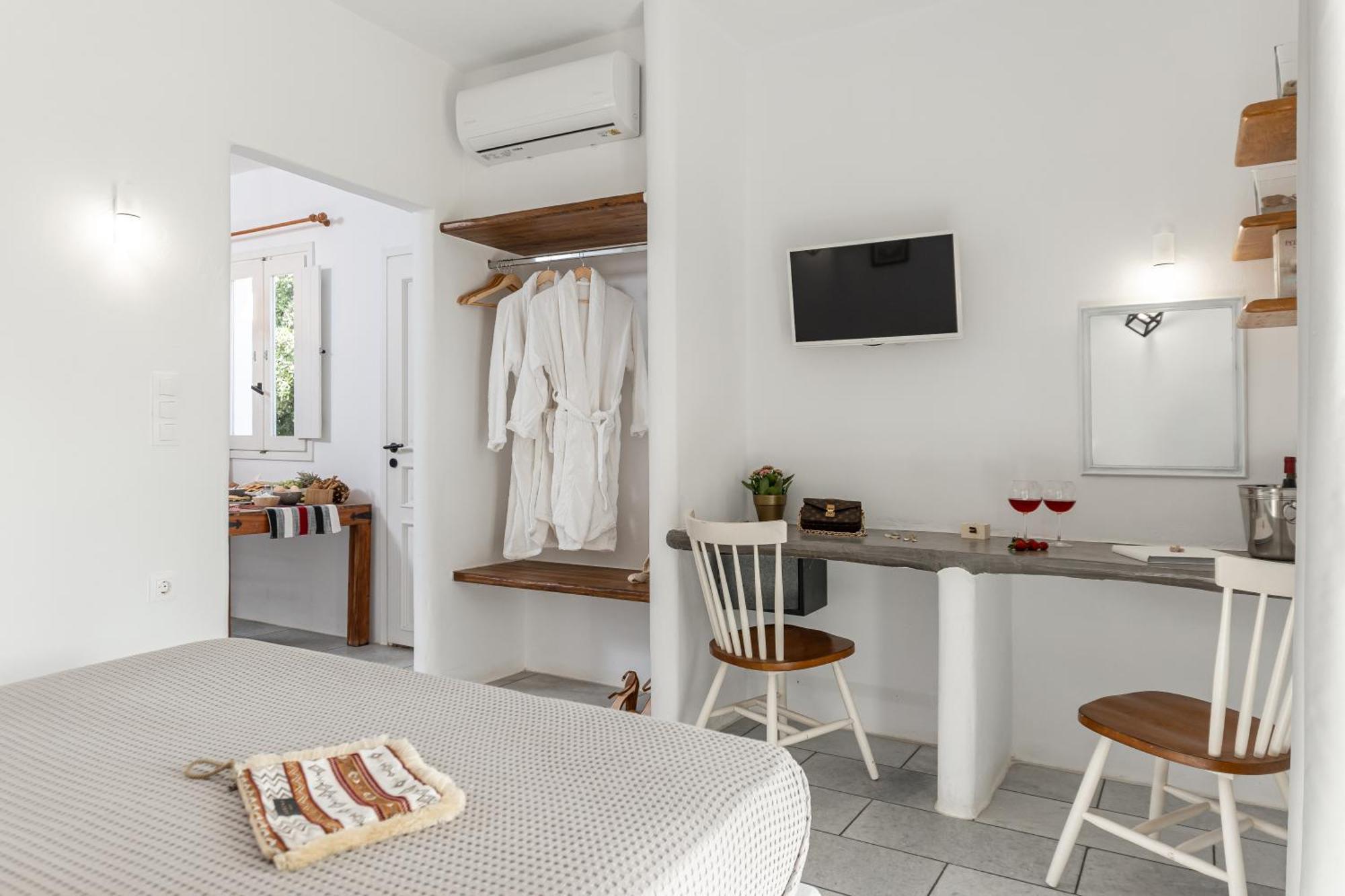 Birbas Hotel Agia Anna  Bilik gambar