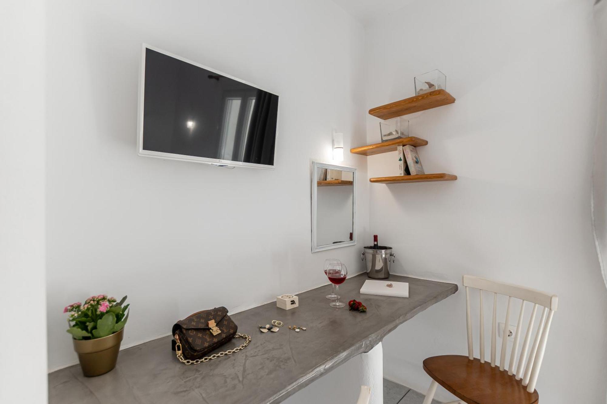 Birbas Hotel Agia Anna  Bilik gambar